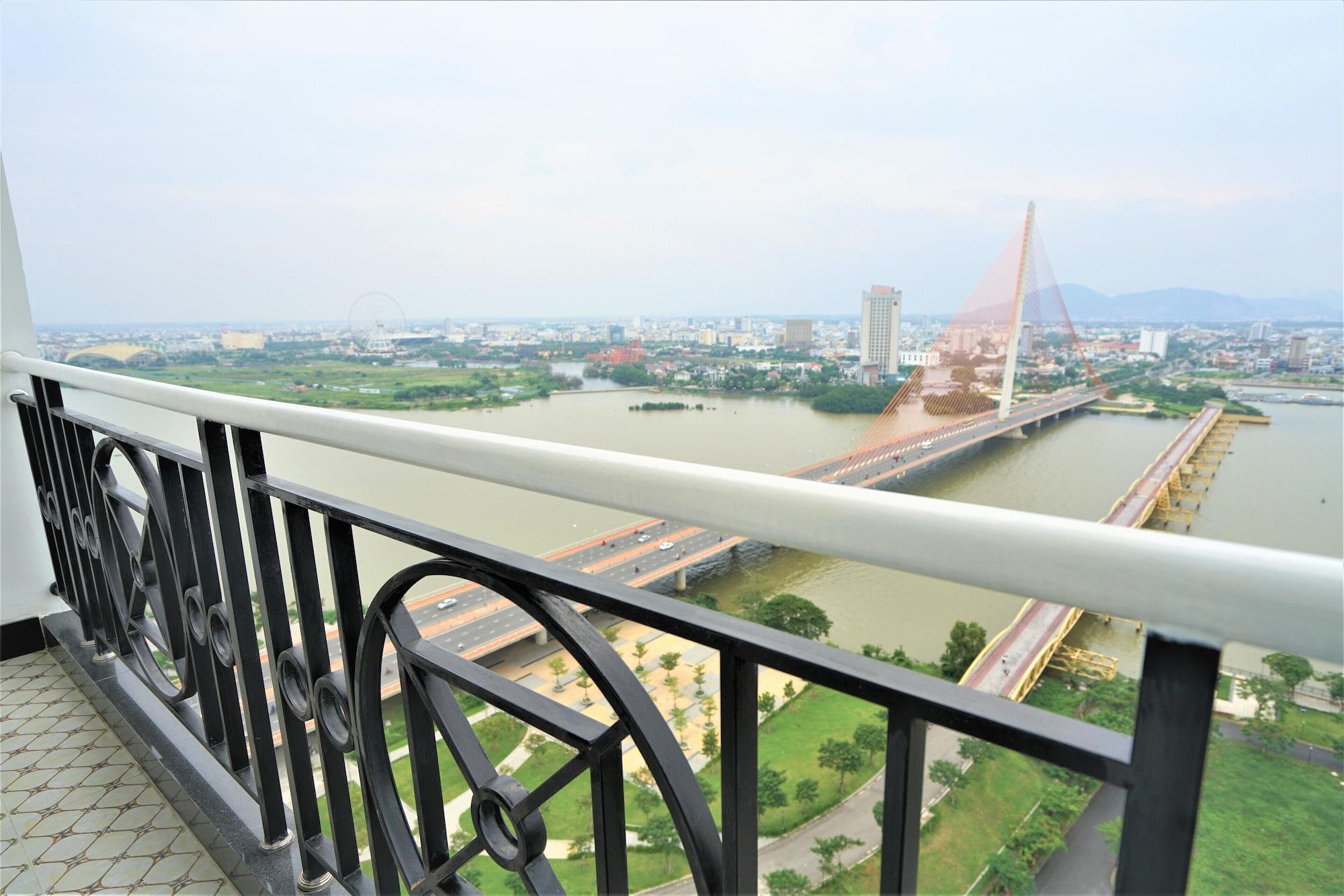 Fivitel Da Nang Hotel Exterior photo