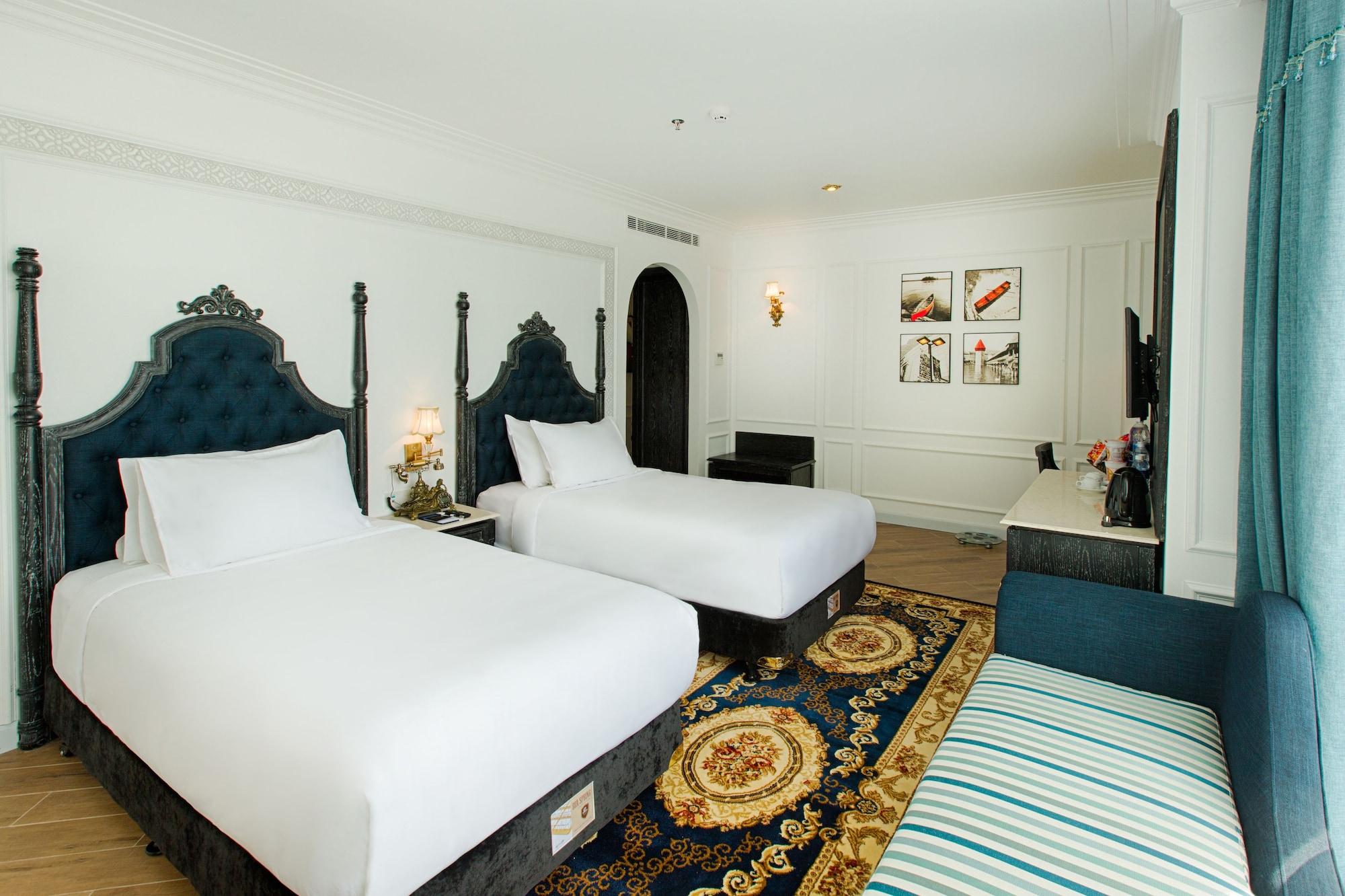 Fivitel Da Nang Hotel Exterior photo