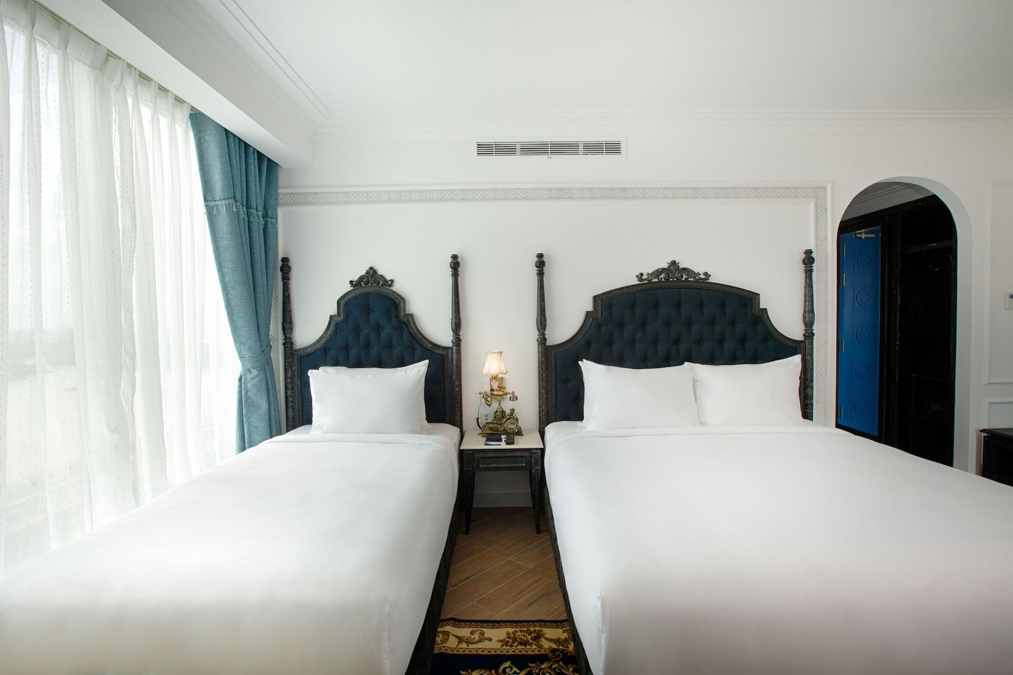 Fivitel Da Nang Hotel Exterior photo